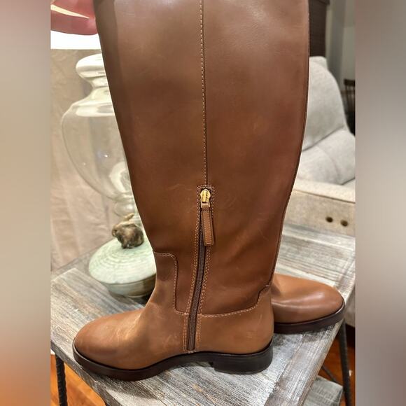 Tory Burch LOGO-EMBOSSED TALL LEATHER BOOTS - Picture 7 of 14